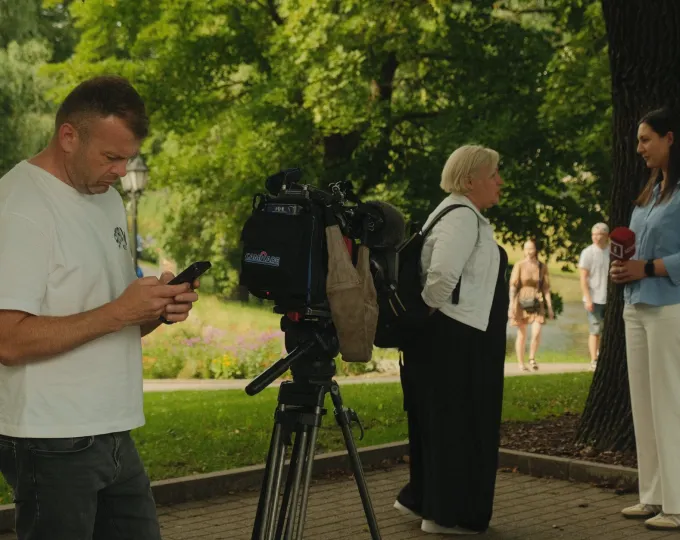 Logging and cutting a news package